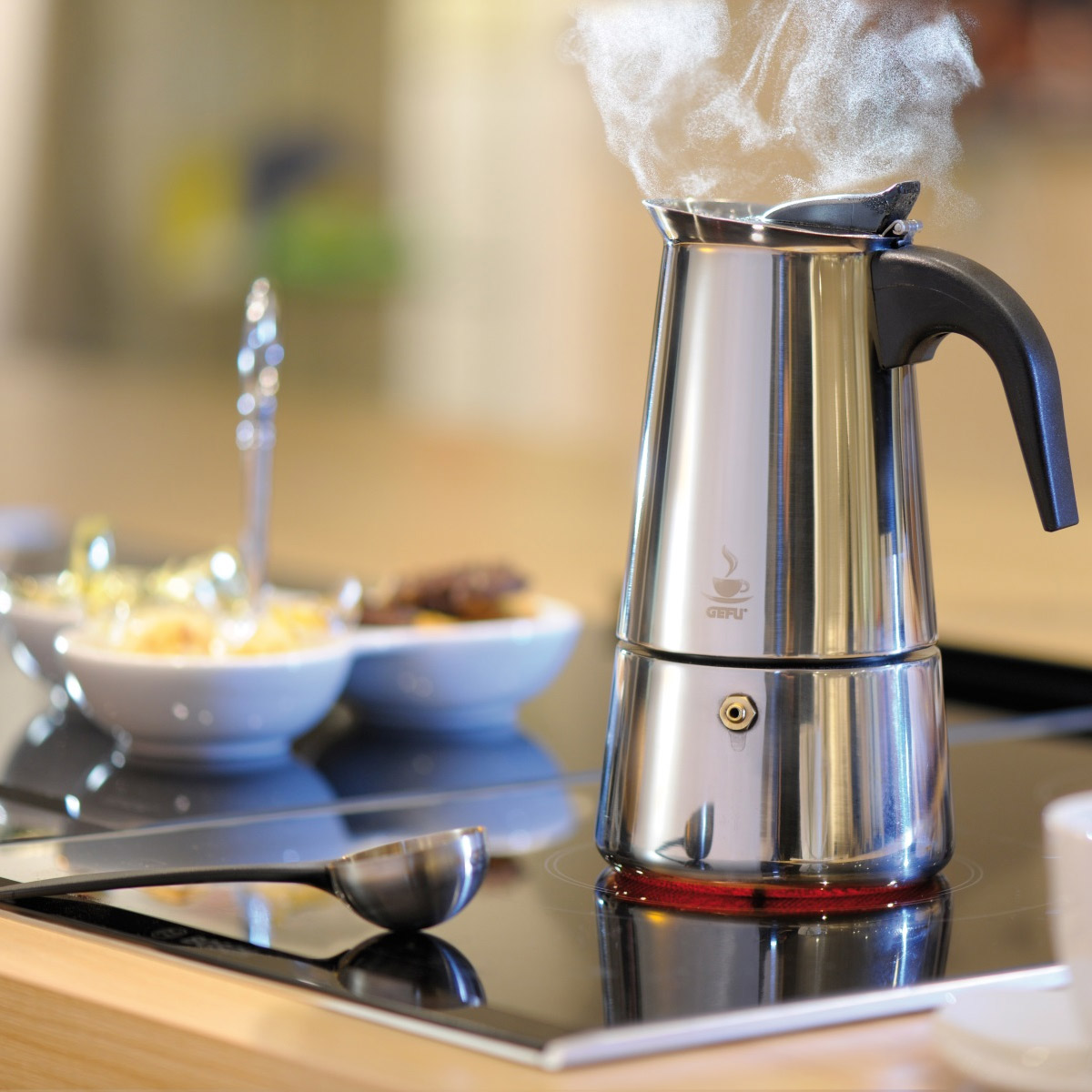 Кофеварка для дома гейзерная. Espresso maker кофеварка гейзерная. Гейзерная кофеварка Werner. Гейзерная кофеварка (200 мл). Кофеварка Zanzibar гейзерная.