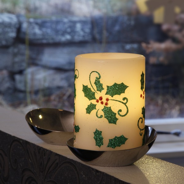 LED Kerze Zweig Motiv - Echtwachs - flackernde LED - Timer - H: 10cm, D: 7,5cm - weiß